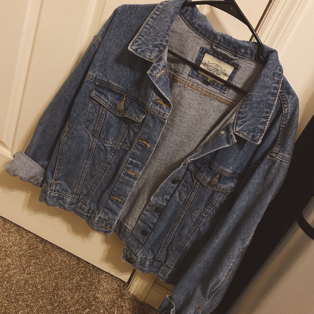 Vintage denim jacket - women’s